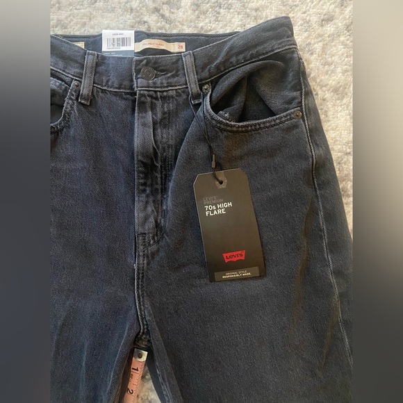 NWT Levi’s 70s High Flare Black Jeans - Picture 7 of 12